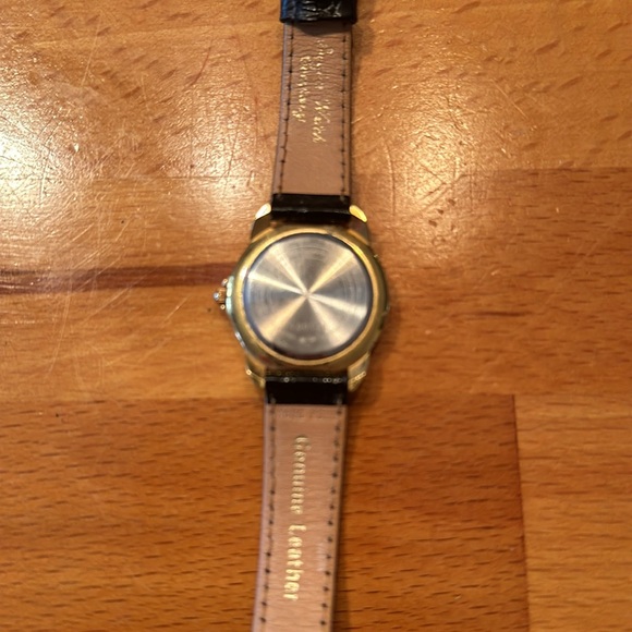 ESQ CROCODILE LEATHER WATCH - Picture 4 of 4